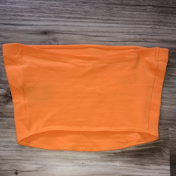 H&M ‘Divided’ tube top - Picture 2 of 2